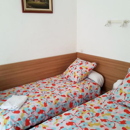 Hotel Belle Meuniere Ницца Экстерьер фото